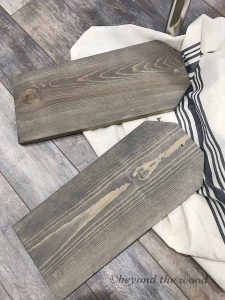 Read more about the article DIY Wood Wall Pocket